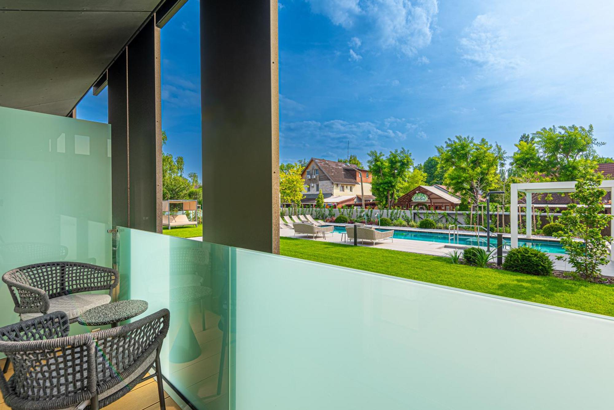 שיופוק Reed Luxury Hotel By Balaton מראה חיצוני תמונה