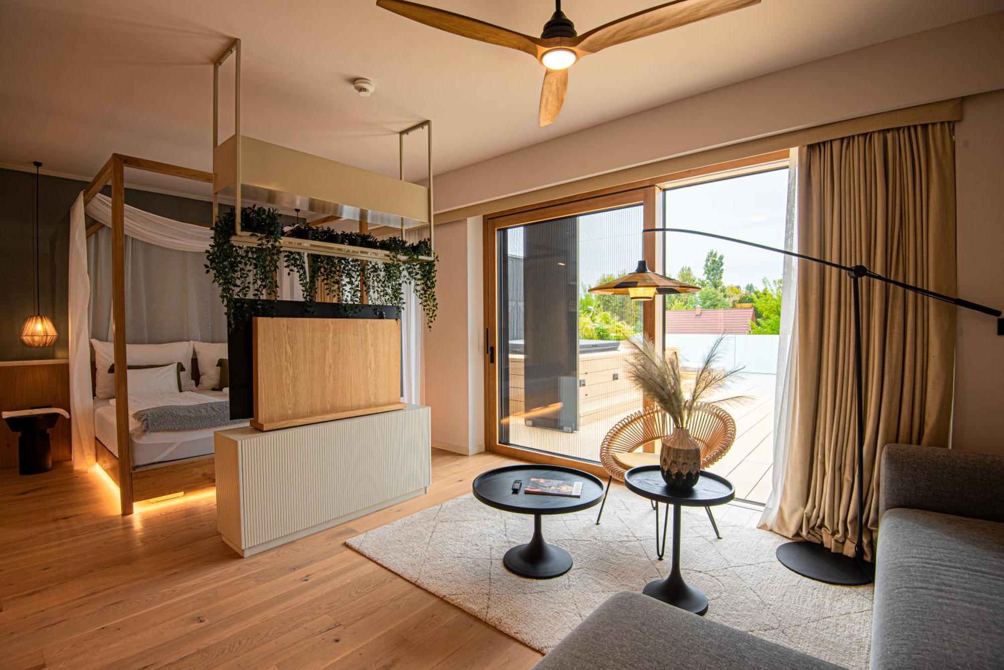 שיופוק Reed Luxury Hotel By Balaton מראה חיצוני תמונה