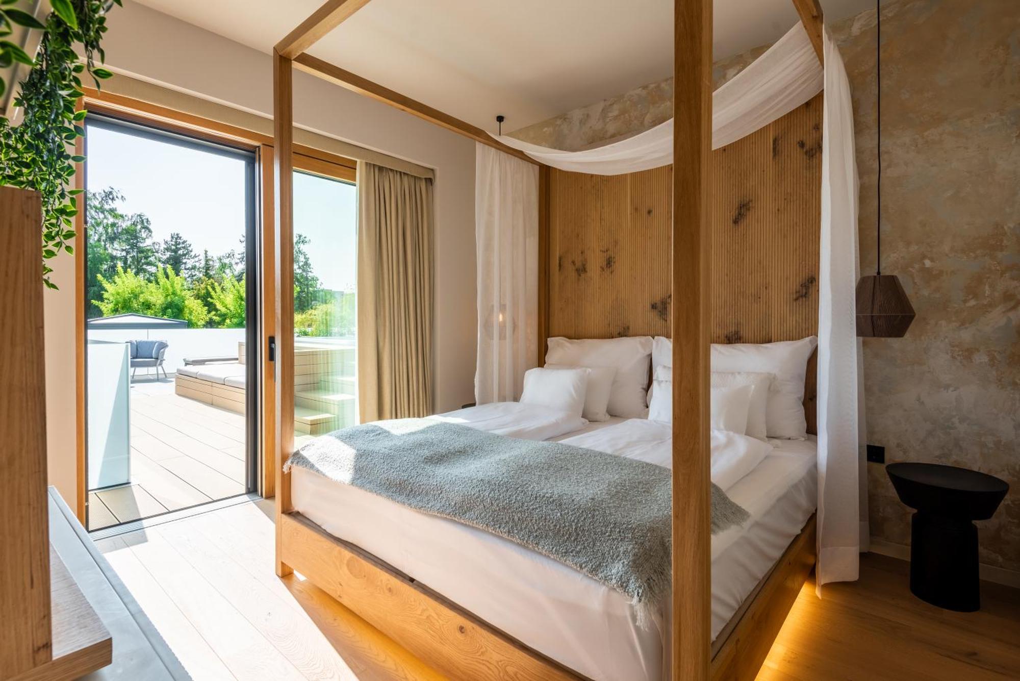שיופוק Reed Luxury Hotel By Balaton מראה חיצוני תמונה