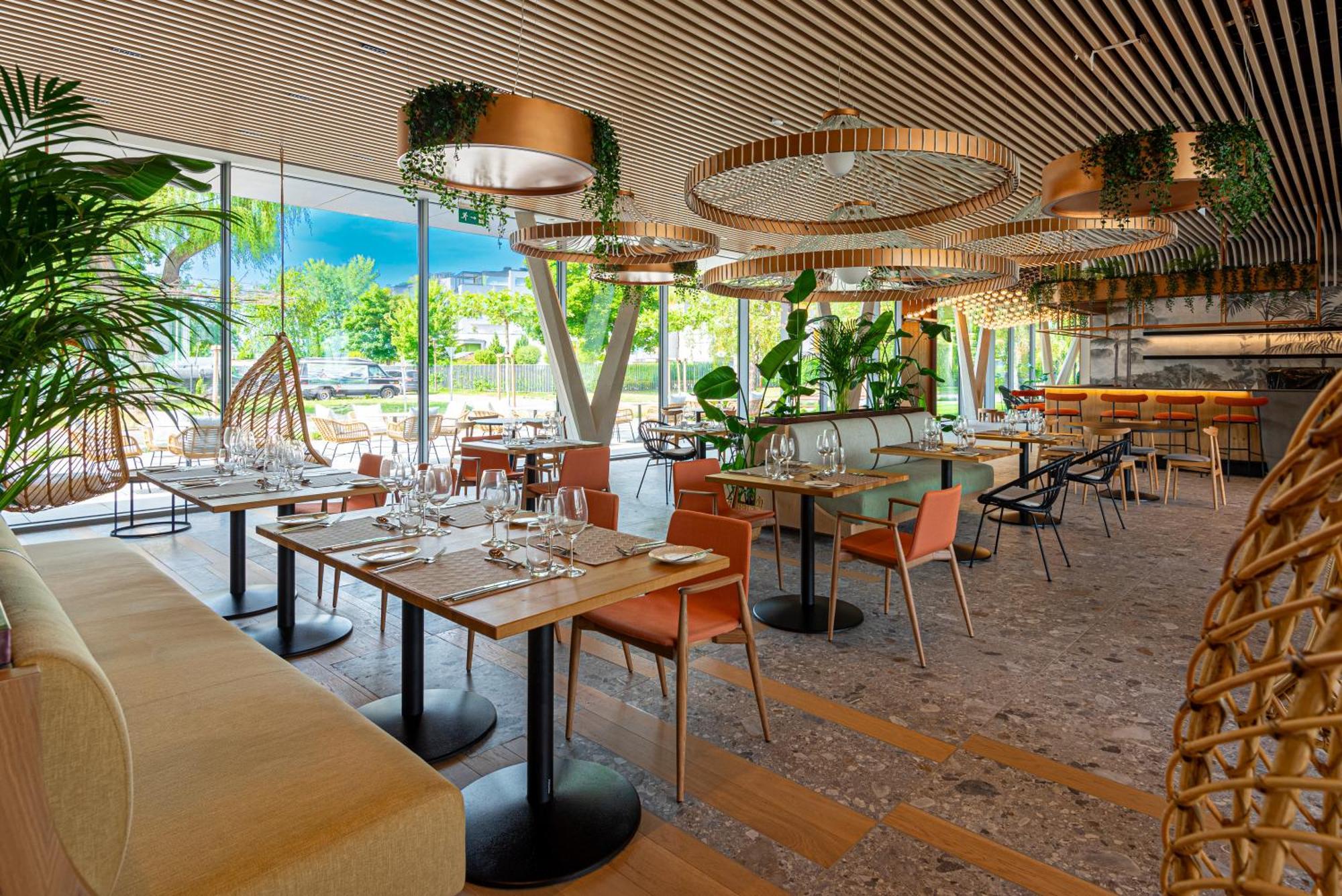 שיופוק Reed Luxury Hotel By Balaton מראה חיצוני תמונה
